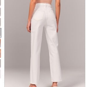 Abercrombie 90s Ultra High Rise Straight Jeans